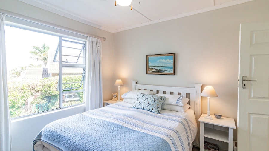 3 Bedroom Property for Sale in Sunrise On Sea Eastern Cape